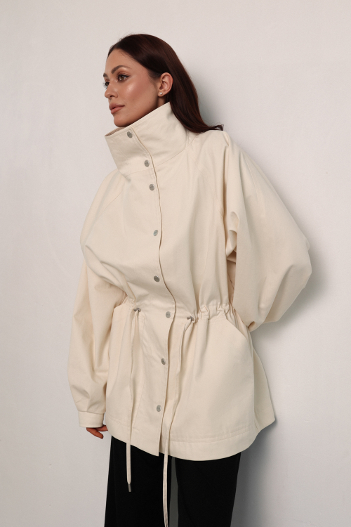 Тренч - парка молочная