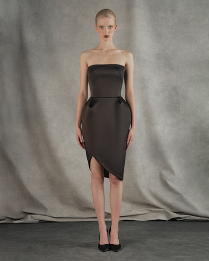 Платье мини из атласа с объемной юбкой