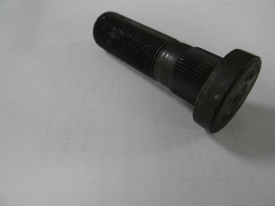 Болт 4472.355.196 крепления колеса для моста ZF М22х1,5х74 (Акрос)