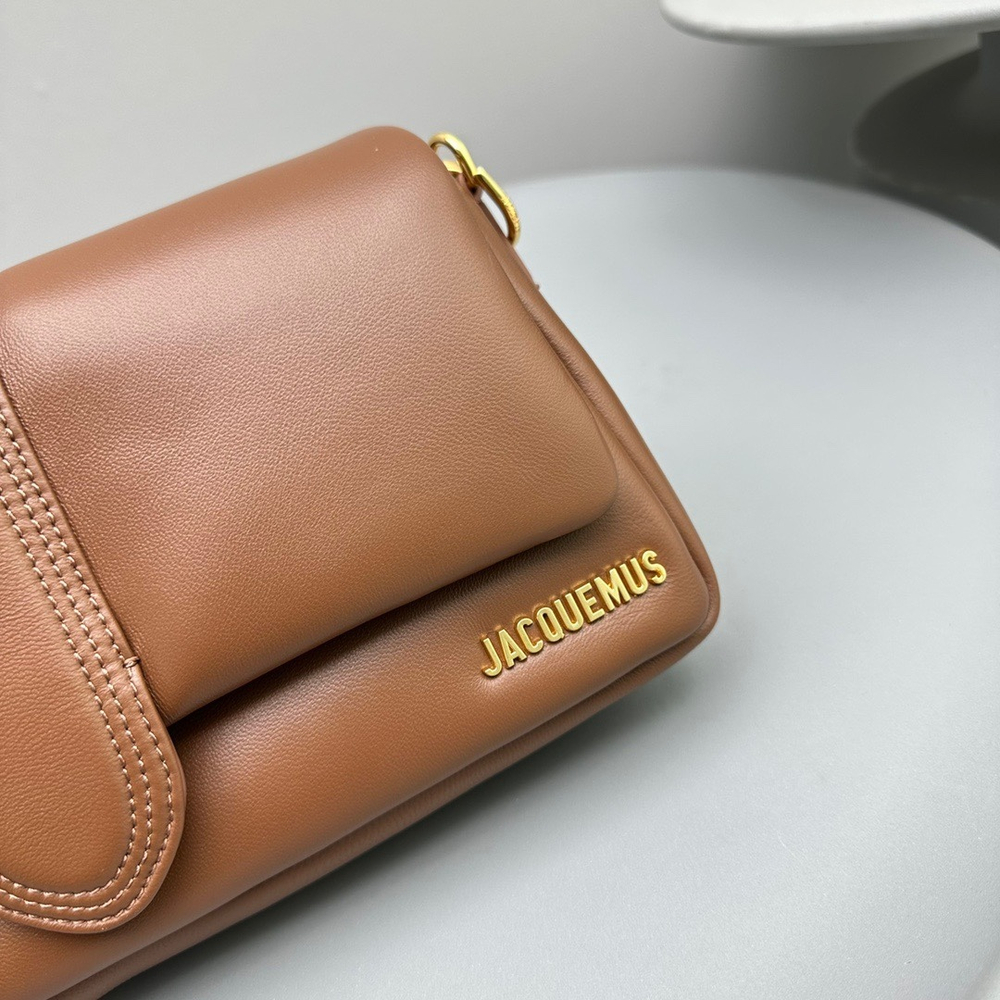 Jacquemus Le Bambimou 28 cm