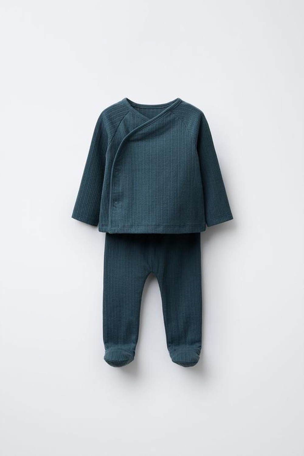 ZARA КОМПЛЕКТ ИЗ ФУТБОЛКИ И ЛЕГИНСОВ С РЕЛЬЕФНЫМ УЗОРОМ, НЕФТЯНОЙ