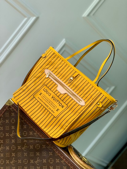 Louis Vuitton Neverfull Bandouliere Inside Out MM
