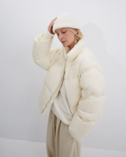 Пуховик сливочный