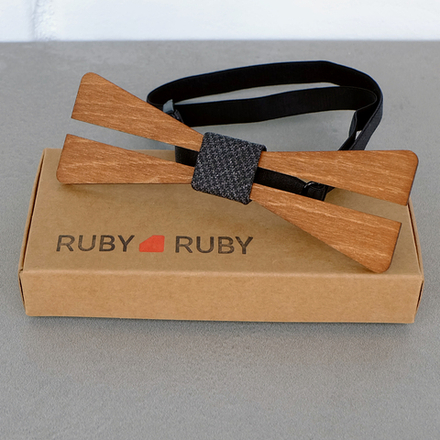 Деревянный галстук - бабочка