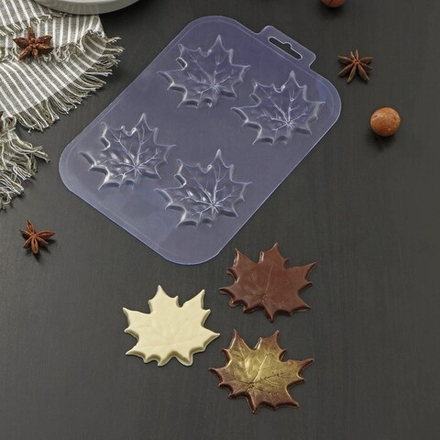 Форма для шоколада и конфет «Кленовые листья», цвет прозрачный