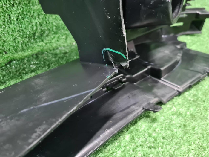 Кронштейн переднего бампера Mercedes GLE C292 (2015-2019)