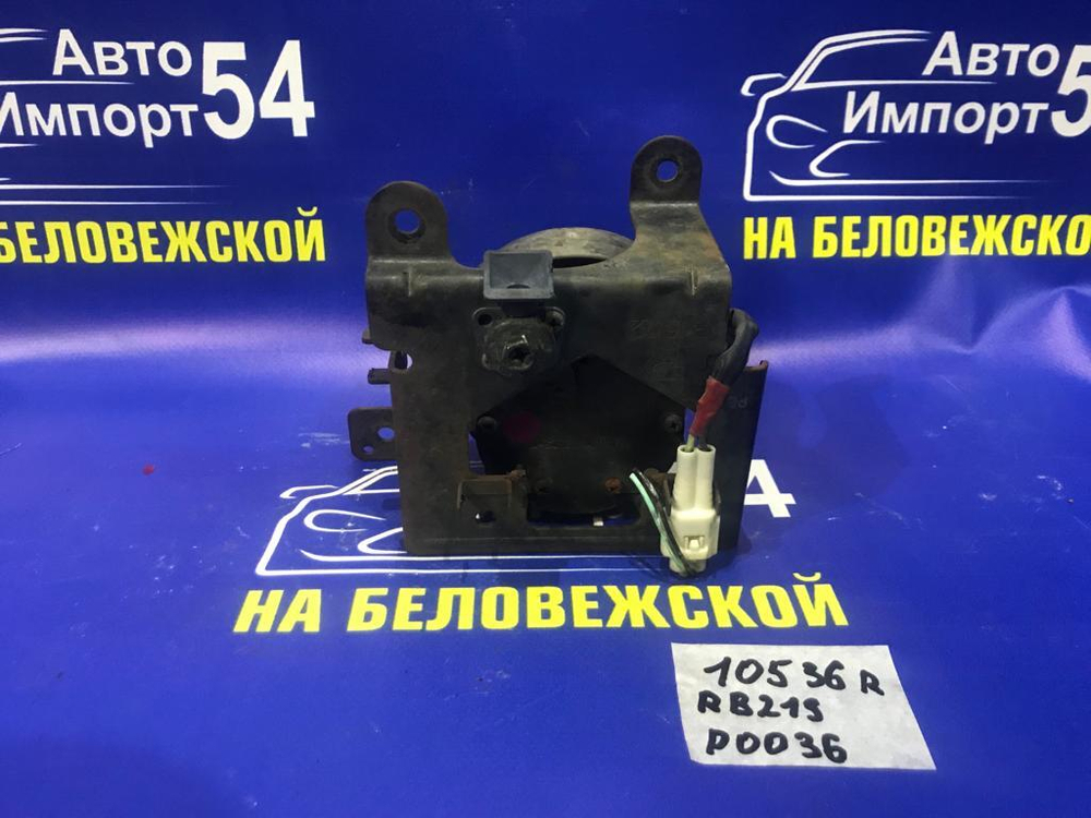 Туманка правая SUZUKI AERIO 2001-2003