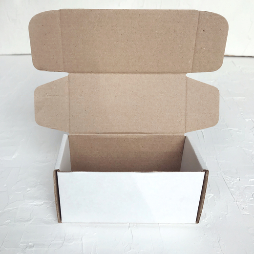 Коробка 12 х 6 х 6 см, белая