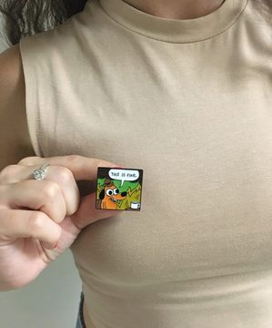 Значок металлический на одежду/Пин. This is Fine