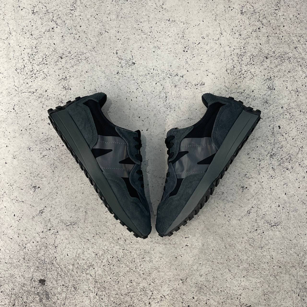 Кроссовки New Balance 327 black/grey