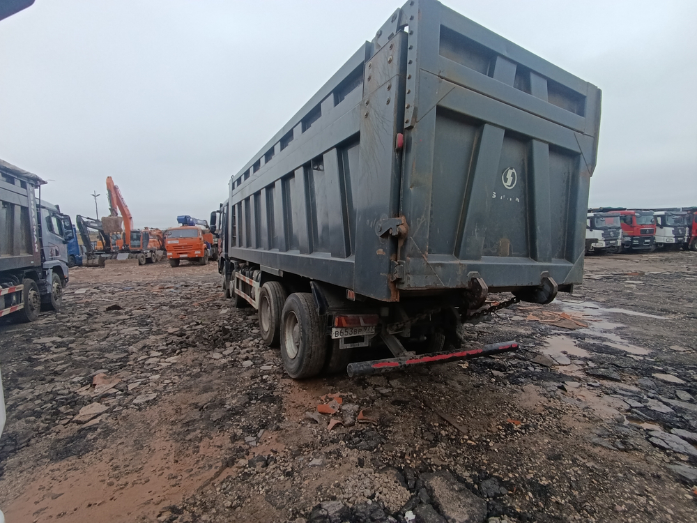 Shacman (Shaanxi) SX* 8x4 Самосвал SX33186V366 (Дизельный, 11,6 л, 423 л.с., МТ)
