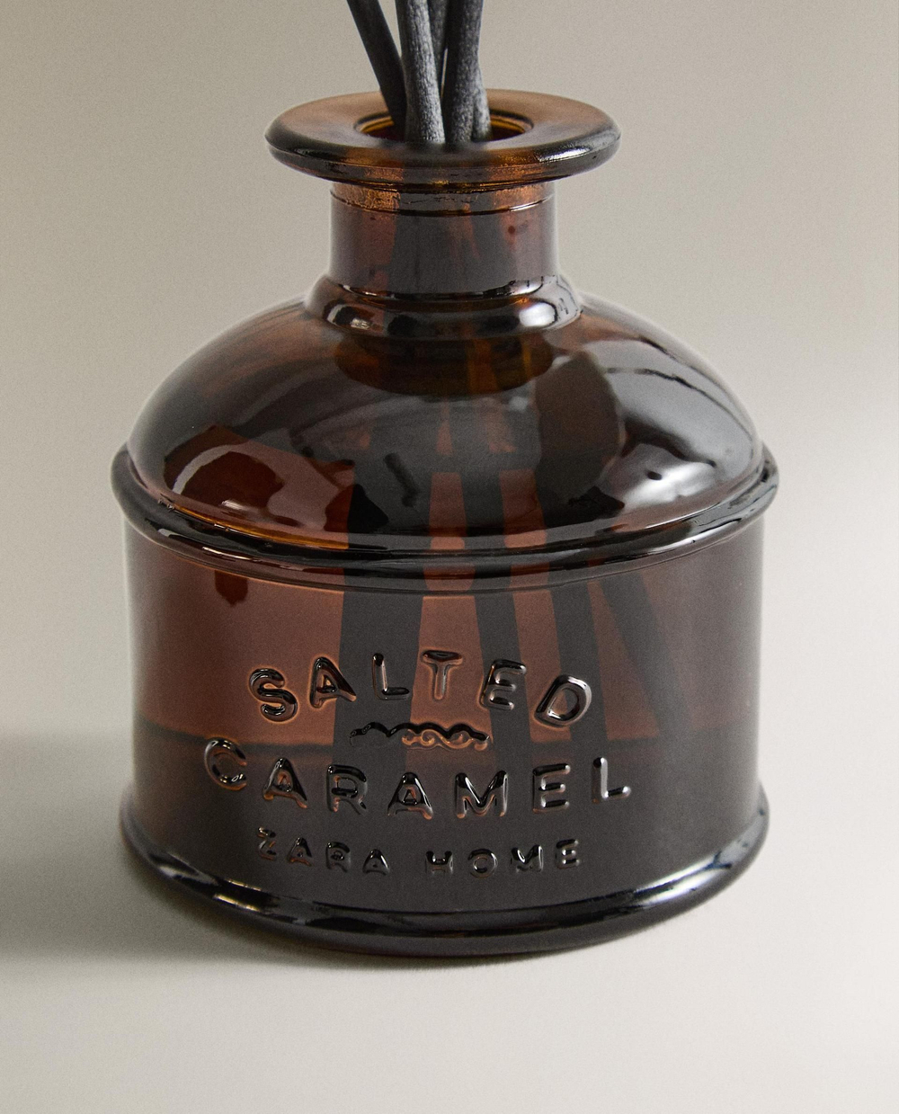 Zara Home - Mikado соленая карамель диффузор, 120 мл