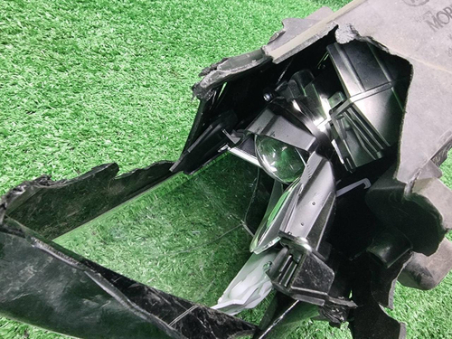 Битая Фара правая Kia K5 (2019-2023) LED