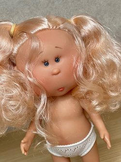 Кукла Nines виниловая 30см MIA без одежды (3000W24A)