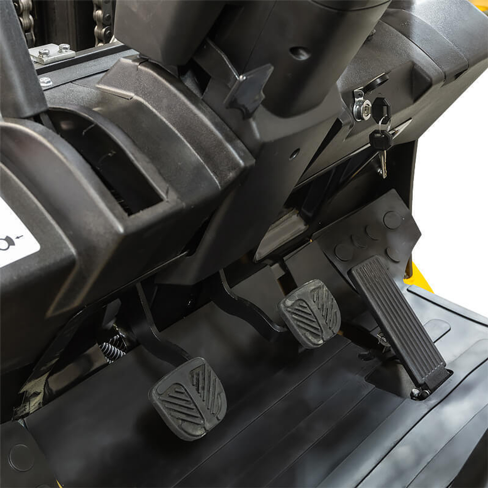 Погрузчик дизельный CPCD25T8 (2500 кг; 4,8 м; Mitsubishi S4S) SMARTLIFT