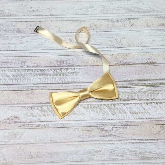 Галстук бабочка классика, лайм глянец