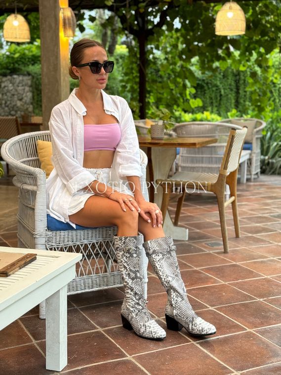 Сапоги из кожи питона в натуральном цвете SH-173