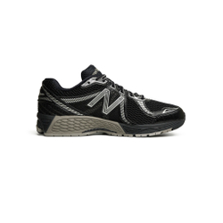 Кроссовки New Balance 860v2 "Black Silver Metallic"