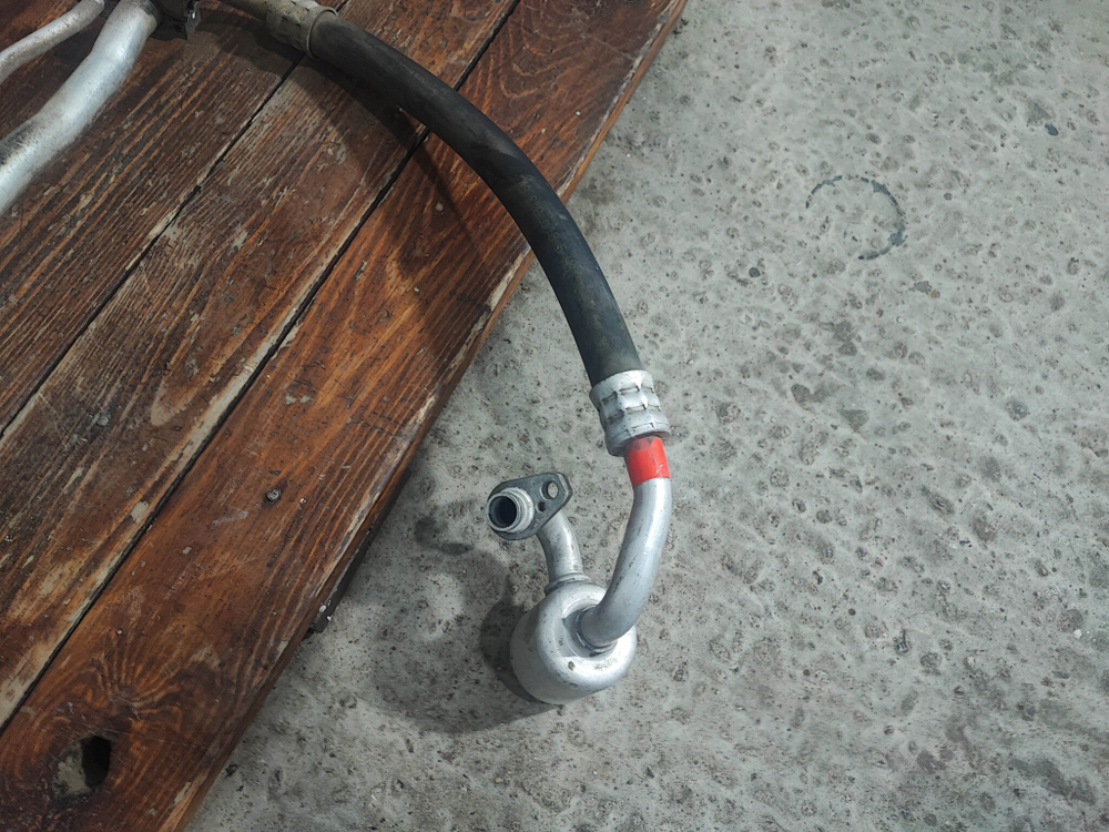 Трубка кондиционера Kia Sorento 4 (MQ4) 20-нв Б/У Оригинал 97775P2050