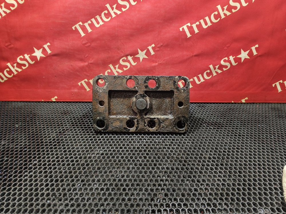 Кронштейн тяги реактивной 2023г.