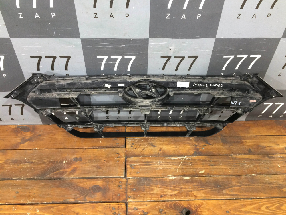 Решетка радиатора Hyundai Tucson 3 (TL) 15-18 Б/У Оригинал 86351D7000