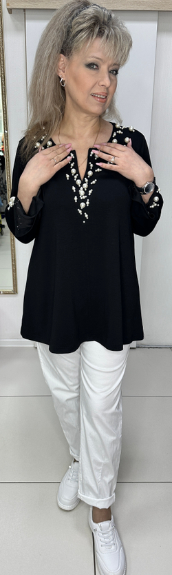 Черный с белым жемчугом нарядный блузон