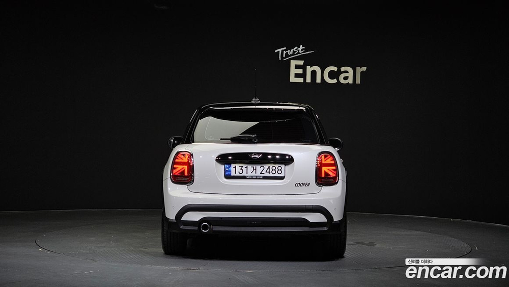 Mini Cooper 5 даерей Classic (05.2023)