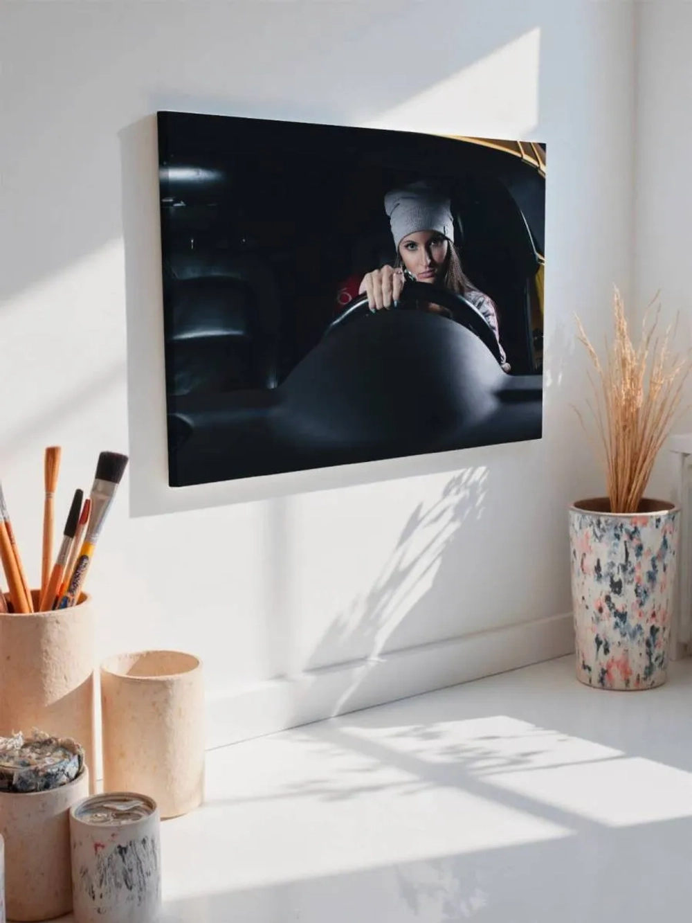 Картина на стену 40 X 50 Девушка водитель