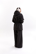 Куртка демисезонная черная