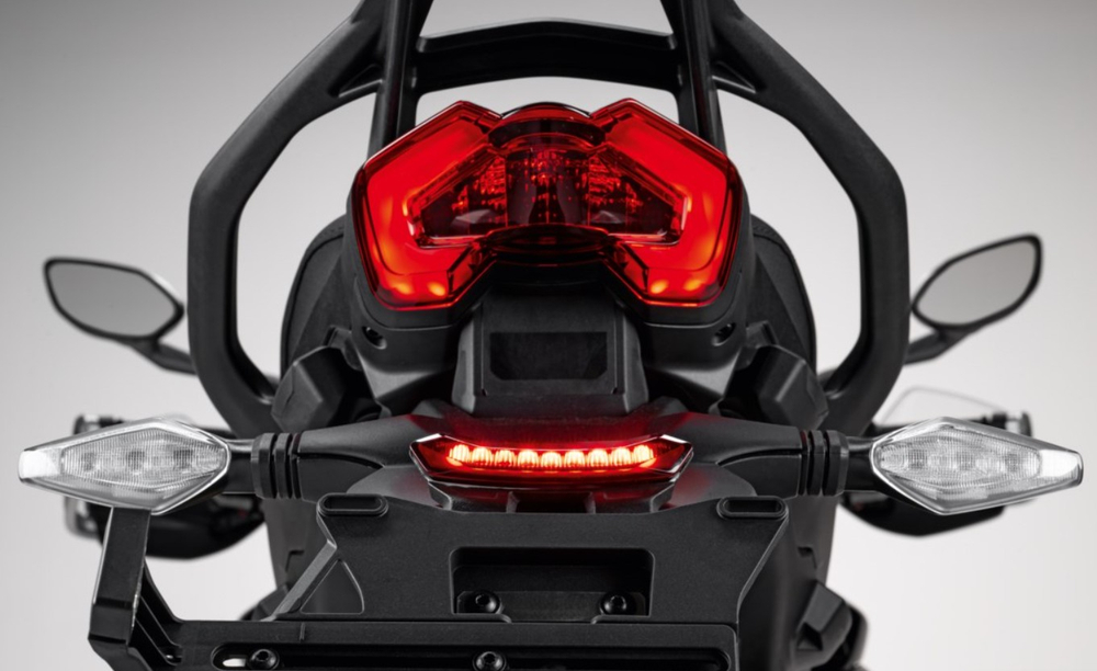 Ducati Performance Задний противотуманный фонарь Multistada V4 (2025+) 96681711AA