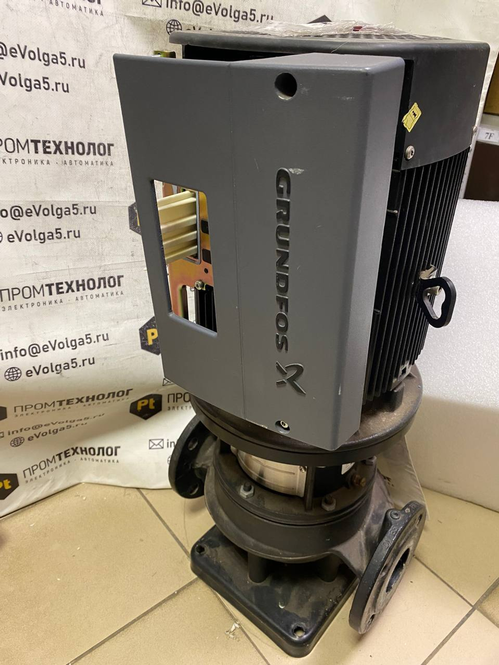 CRUNDFOS	MGE132SB2-FF265-G1 хранение