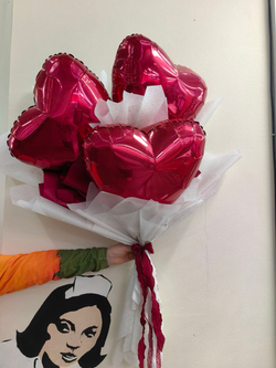 Букет из 3-х больших сердец