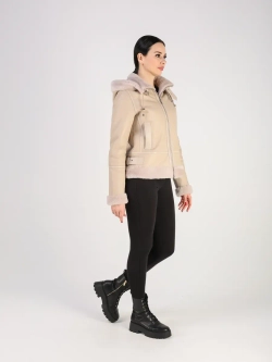 Дубленка зимняя натуральная с капюшоном пилот