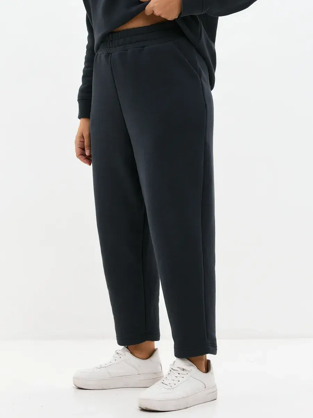 Брюки утепленные бананы с микроначесом графит