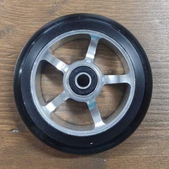 Колесо полиуретан фото