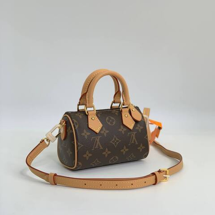 Сумка Louis Vuitton 16 см