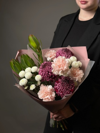 Сборный букет «Нежный контраст»