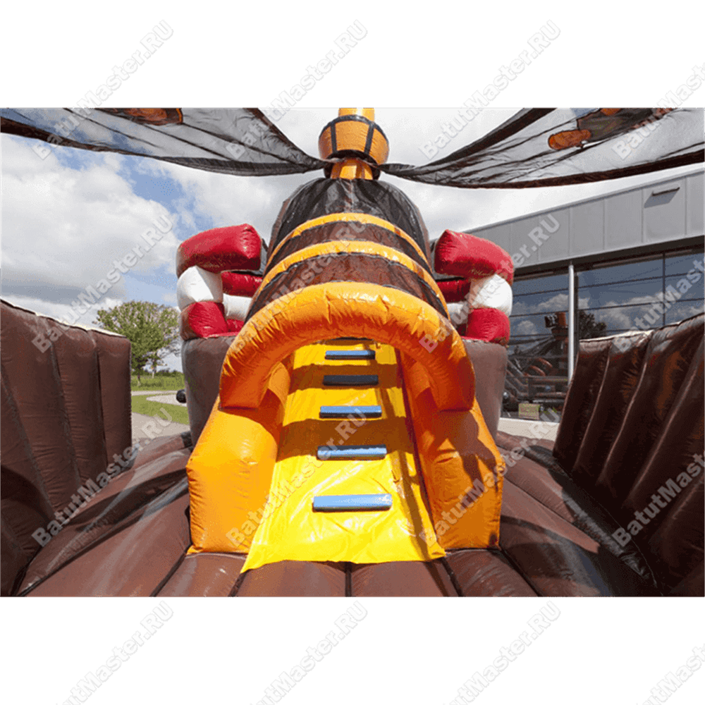 Надувной корабль "Пираты Карибского моря"