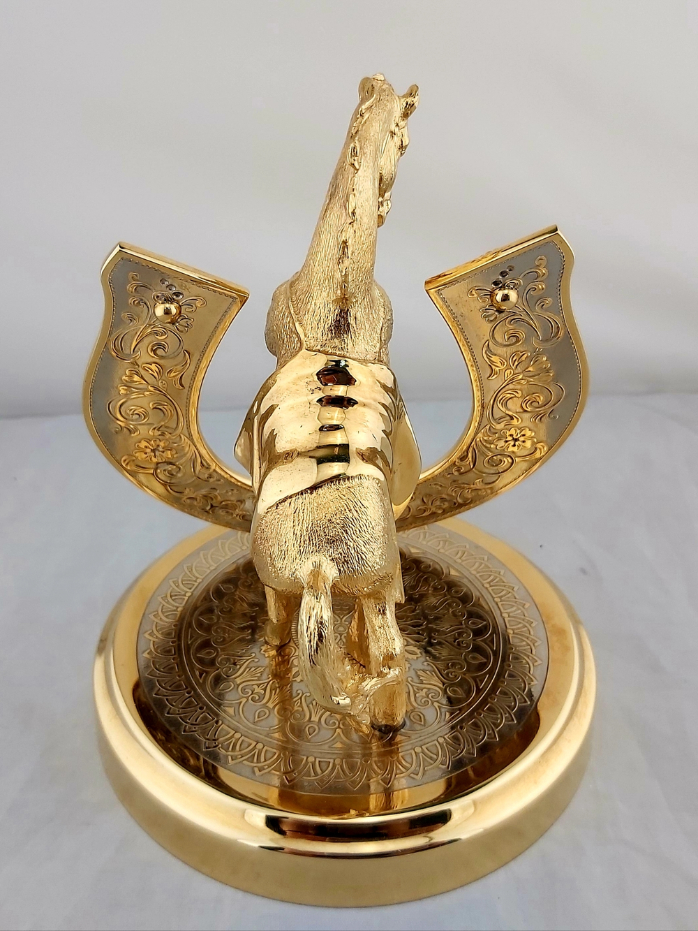 Конь с подковой "На счастье"  (Златоуст) с малахитом