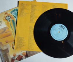 Винтажная виниловая пластинка LP Amanda Lear Never Trust A Pretty Face (France 1979)