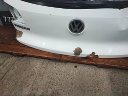 Крышка багажника Volkswagen Tiguan 1 07-18 Б/У Оригинал 5N0827173