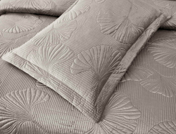 Покрывало 240x260 Sofi De MarkO Бенита цвета мокко