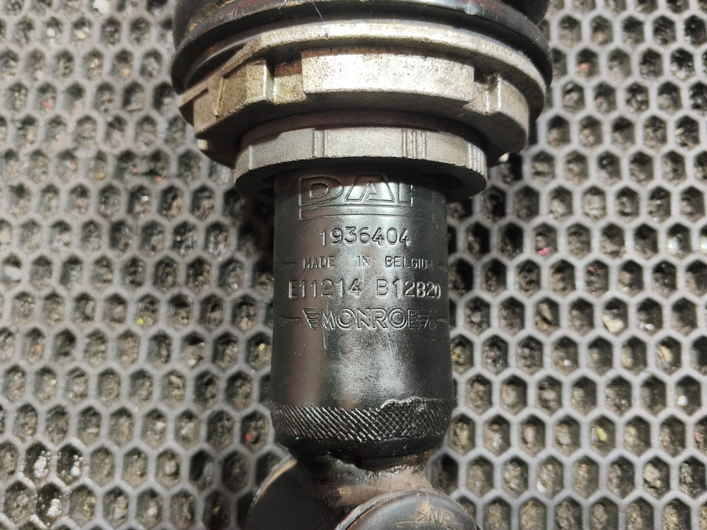 Амортизатор кабины передний 2020г