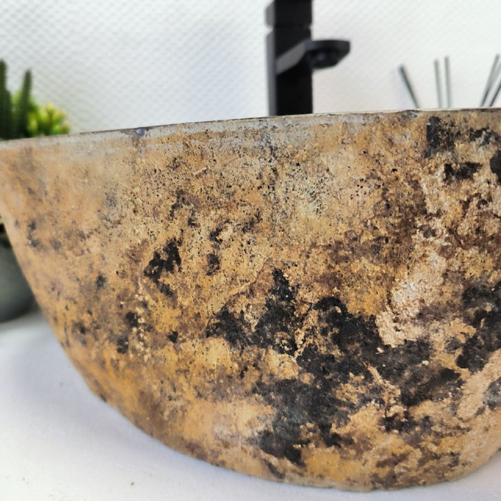 Раковина из речного камня RS63455 (53*39*16) 0122