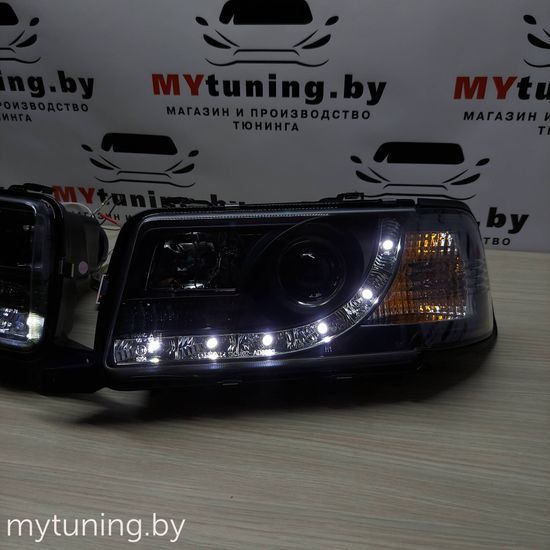 Передние фары DAYLIGHT BLACK для Audi 80 B4