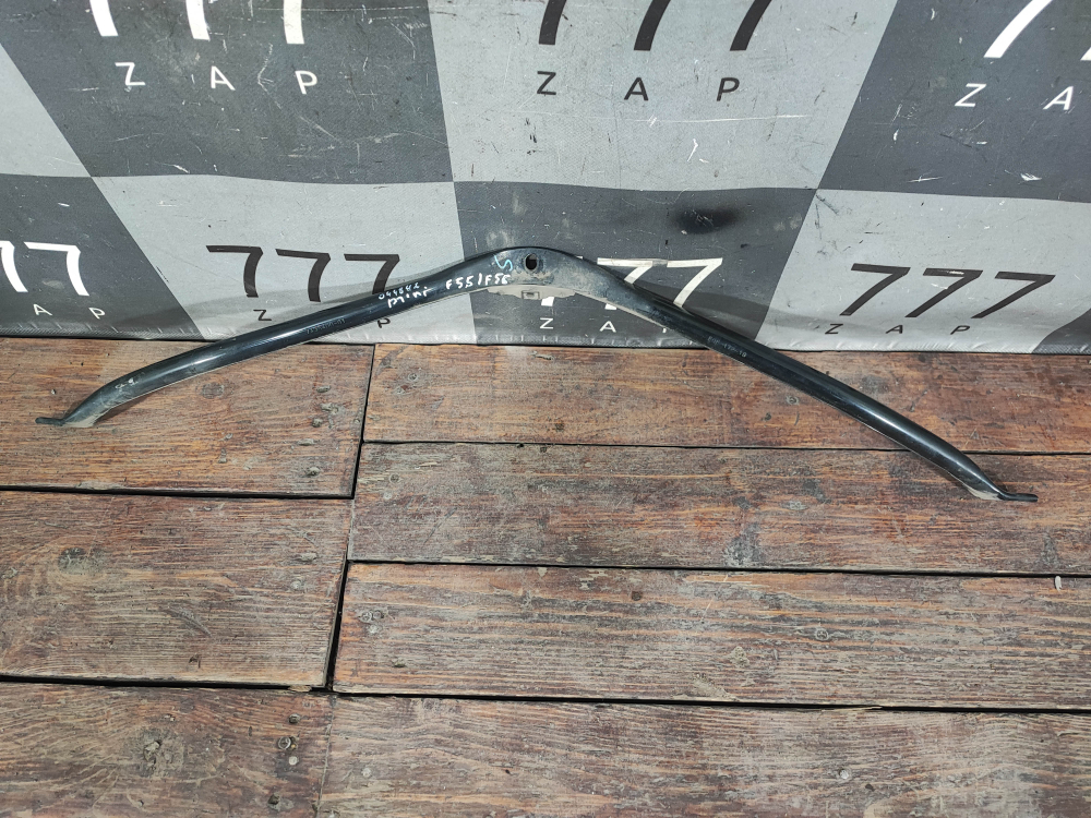 Элемент передней панели растяжка MINI Hatch (F55/F56)  Б/У Оригинал 51647435400