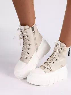 Ботинки женские  на платформе