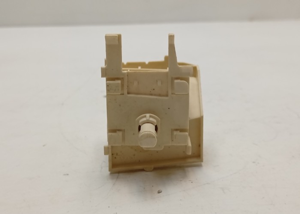 S59T45X0 ктп15 Сетевая кнопка для посудомоечной машины Bosch S59T45X0 б/у