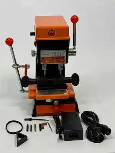 Cтанок для изготовления ключей Wen Hai SB-668