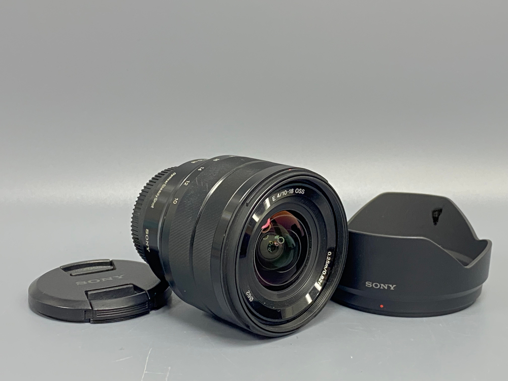Sony E 10-18mm F4 OSS